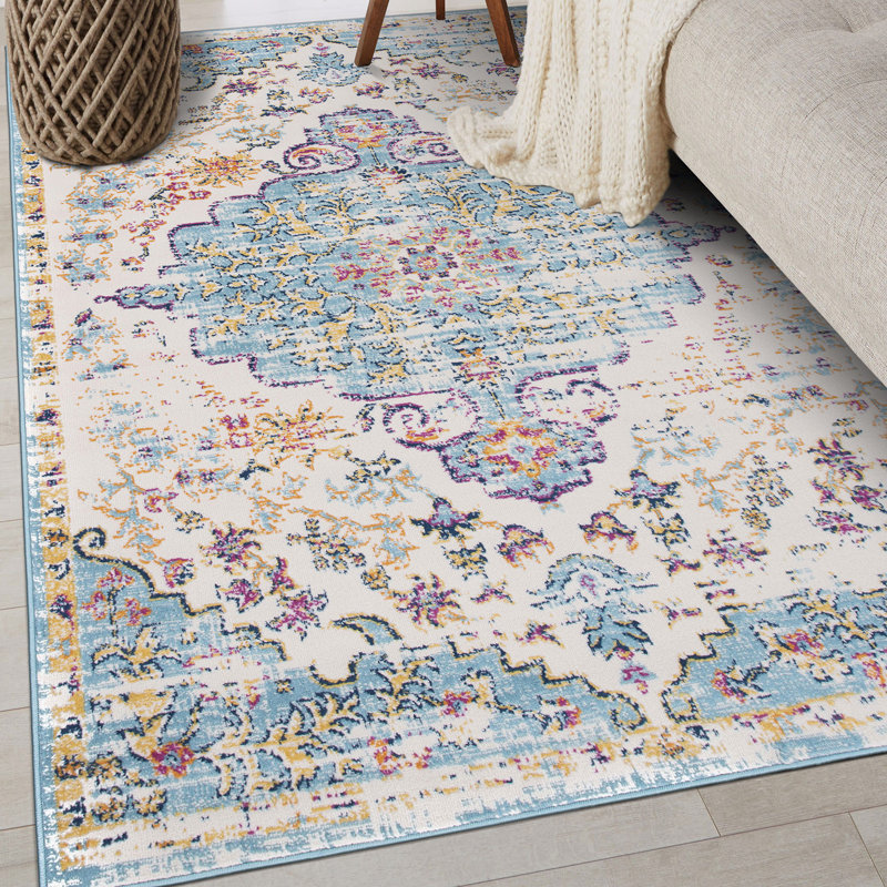 Hartig Oriental Indoor Rug, Runner 2' x 7'