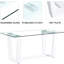 Élégante table de salle à manger en verre avec support blanc, rehaussant la beauté de la base trempée de 0,4 po de votre pièce, créant un espace confortable