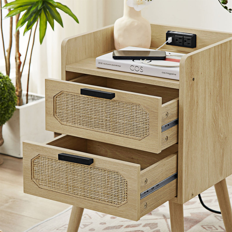 Table de chevet en bois manufacturé Sokin