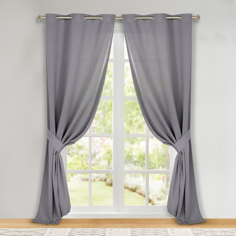Paire de rideaux obscurcissant avec œillets Millendon, Argent, L 42 po x L 108 po