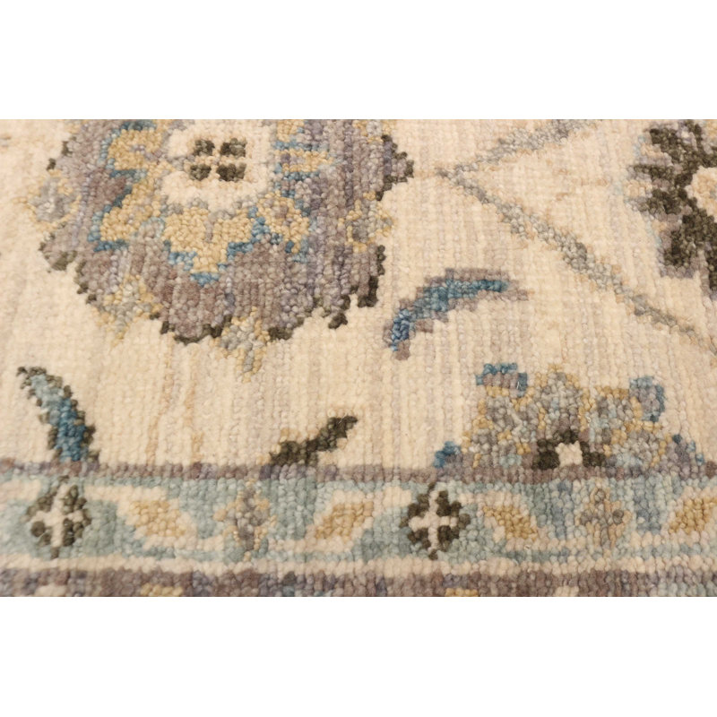Tapis crème Jules Serapi 7 pi 9 po x 9 pi 11 po