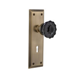 New York Plate with Decorative Keyhole and Crystal Black Door Knob