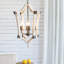 Lustre en bois à quatre lumières