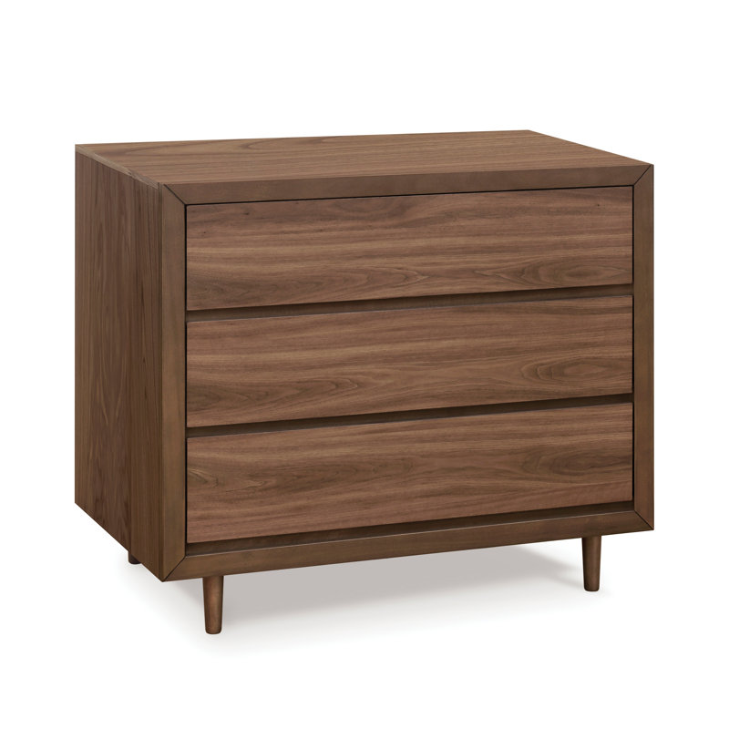 Nifty Convertible Standard Nursery Furniture Set