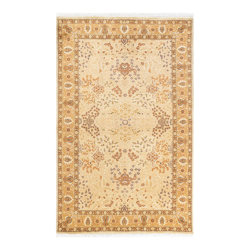 One-of-a-Kind 4' 8" X 7' 4" 2000s Wool Area Rug Ivory