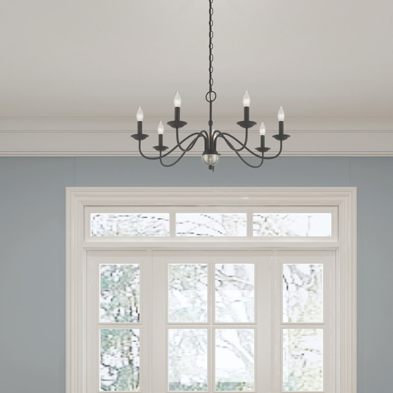 Lustre classique / traditionnel à 7 lumières de style bougie Seiling, Noir avec décoration nickel brossé