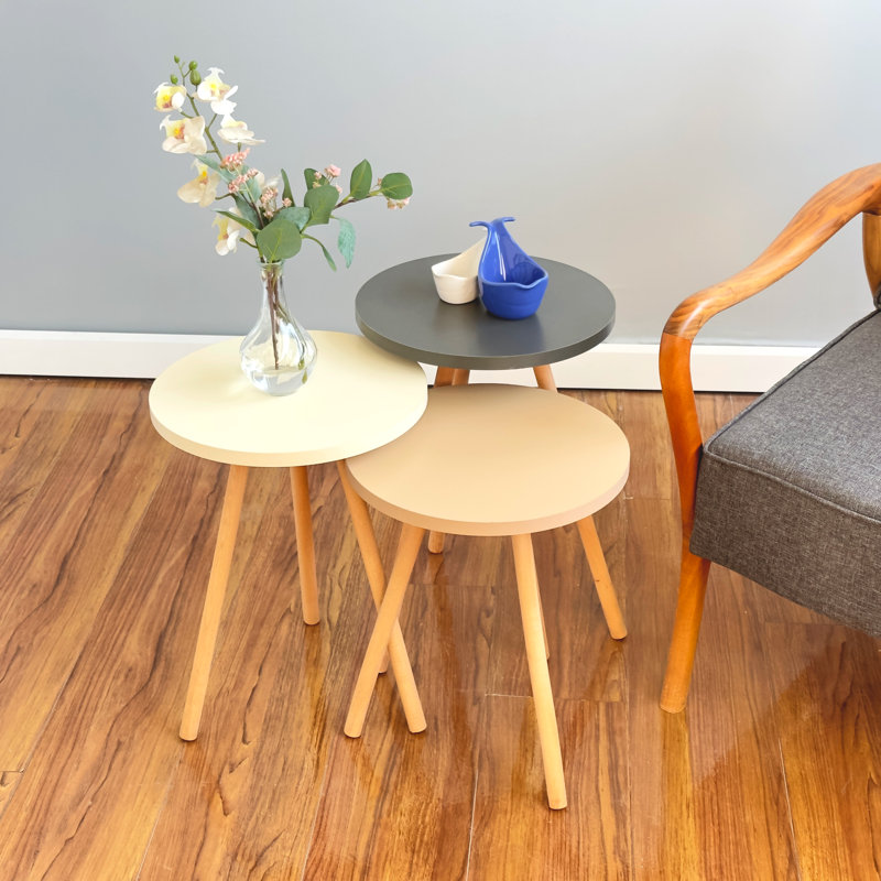 Matos Round Shaped End Table Set