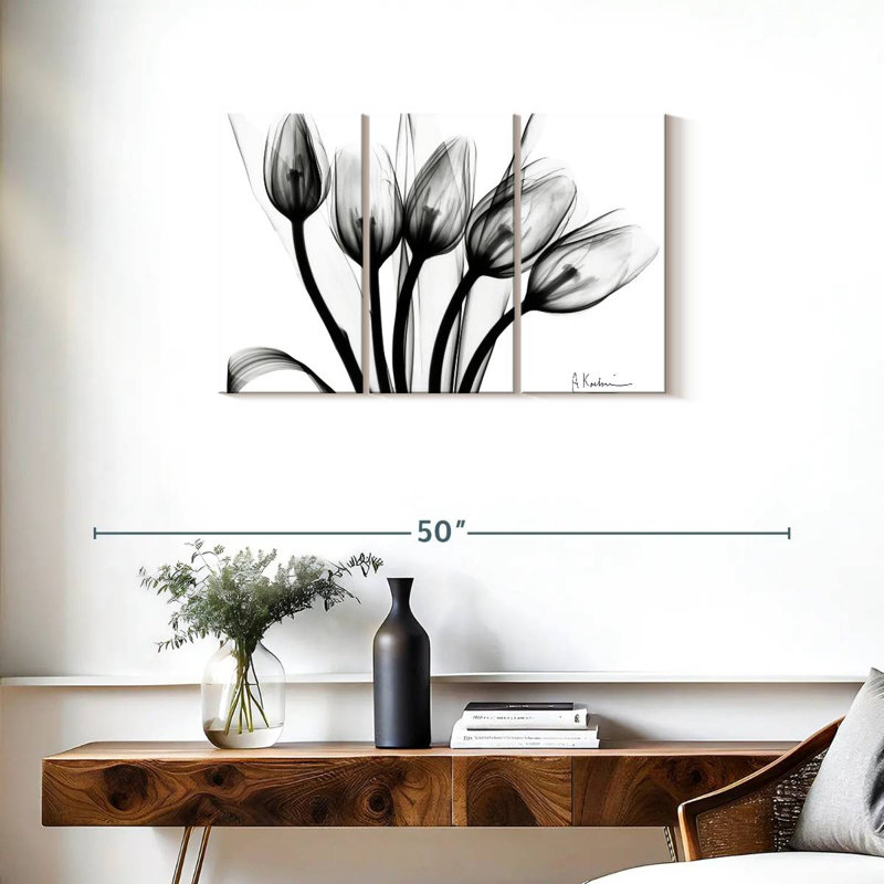 Harnek Marching Tulips, 20" H x 33" W