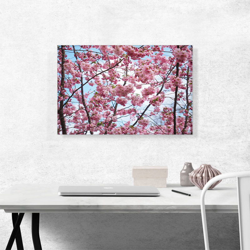 «Spring Cherry Blossom Tree», reproduction de photo sur toile tendue, H 18 po x l 26 po x P 1,5 po