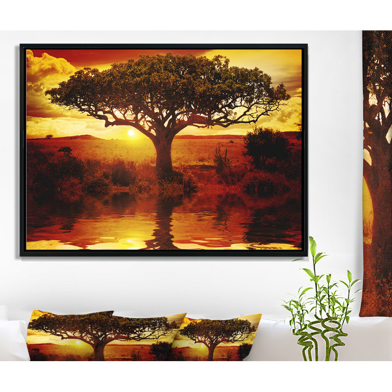 «Lonely Tree in African Sunset», impression, H 12 po x l 20 po x P 1 po, Toile avec cadre flottant
