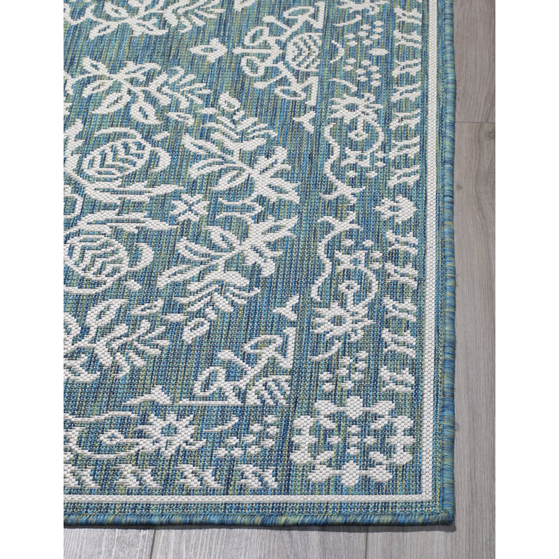 Geometric Indoor / Outdoor Rug, Rectangle 3'11" x 5'6"