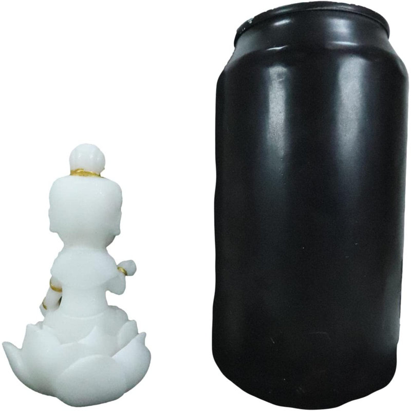 Figurine de Bouddha doré