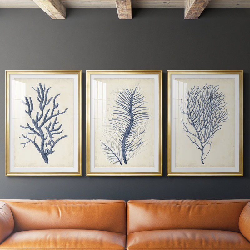 Indigo Coral IV - reproduction encadrée sur mesure de qualité supérieure mate - 3 pièces, H 21 po x l 30 po, Doré