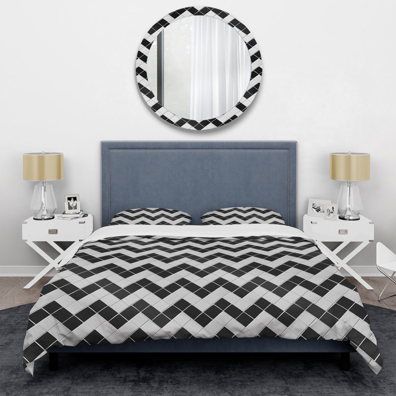 Black Grey Transitional Chevron Charm IV - Transitional Duvet Cover Set, Queen Duvet Cover + 2 Standard Shams