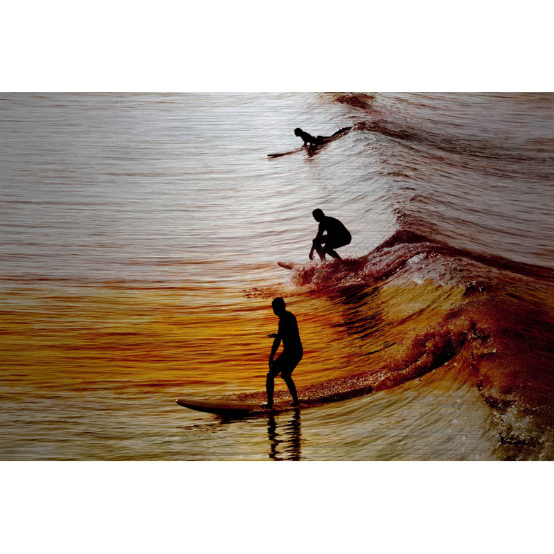 «Surfing The Wave» par Parvez Taj - reproduction sur métal, H 24 po x l 36 po x P 1,5 po