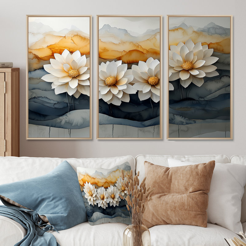 «Golden Harmony Of Mums Flower II», art mural «Mums» - ensemble de 3, H 28 po x l 36 po, Érable