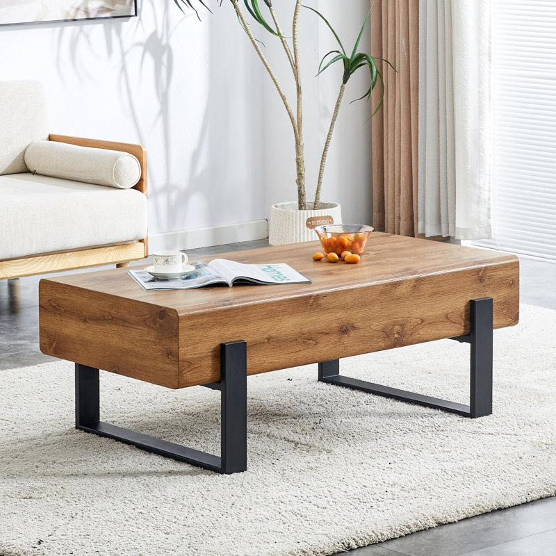 Table basse rustique en panneau de fibres à densité moyenne avec pieds en métal - élégance de ton bois pour votre espace