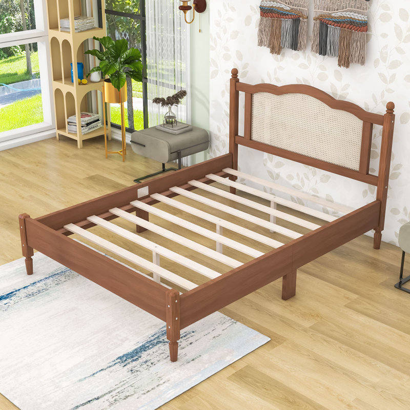 Lit plateforme en bois Chatmon avec tête de lit en rotin naturel et support à lattes, Noyer, Double