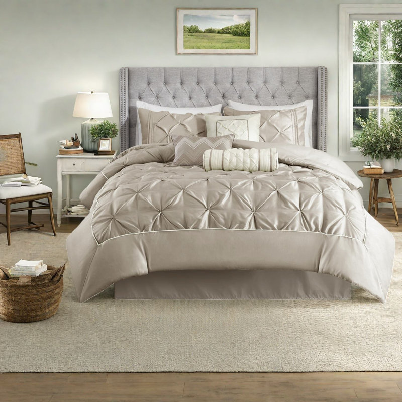 Elegant 7-piece Polyester Bedding Sets, Tufted Design For Home
