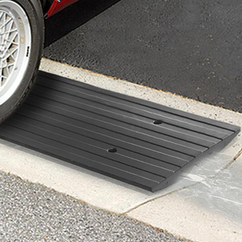 Pyle Plastic 48'' L Van Ramp