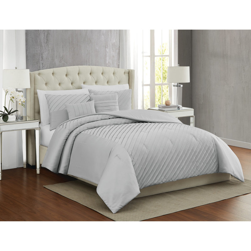 James Polyester Comforter, King Comforter + 2 King Shams