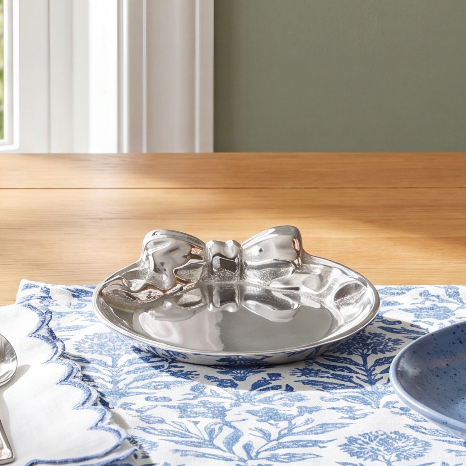 Bowtique Aluminum Candy Bowl