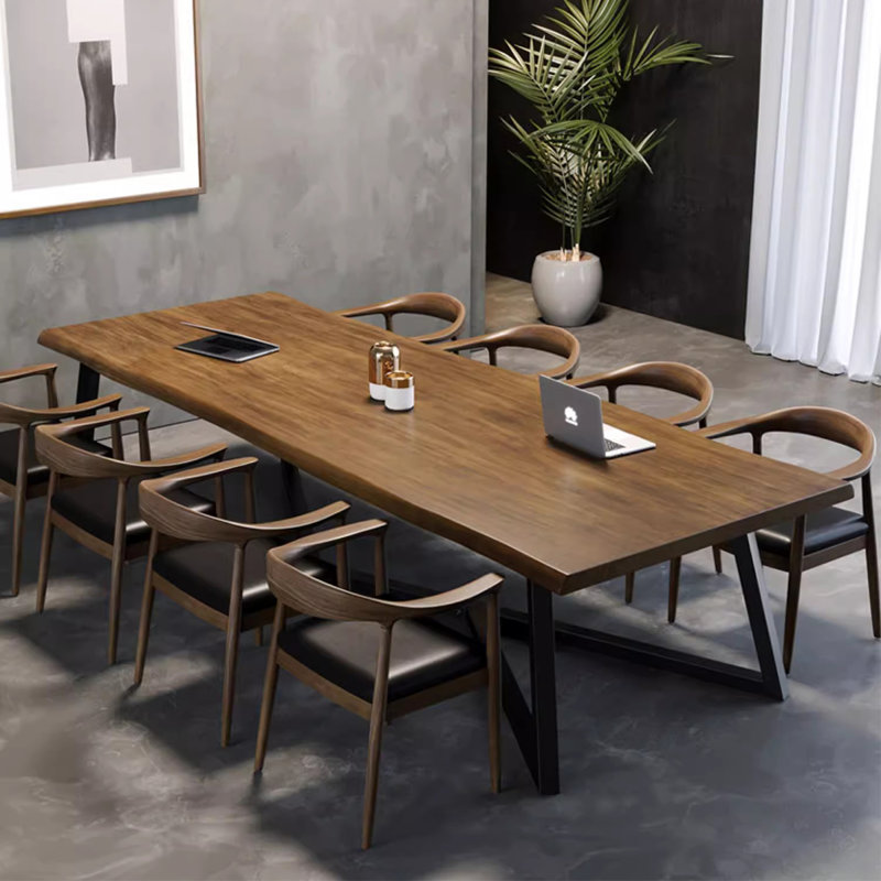 Table de conférence rectangulaire en noyer clair + bois massif noir + fer, H 29,53 po x L 118,11 po x l 47,24 po