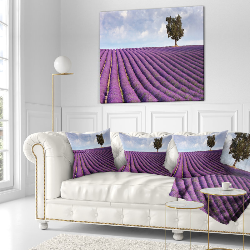 Coussin de paysage lavande Lone Tree in Provence, 16 po x 1 po, Coussin décoratif