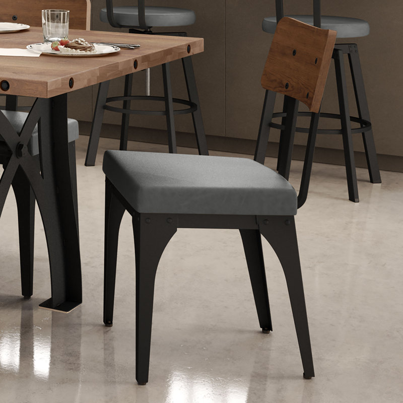 Chaise de salle à manger rembourrée Lyerly (ensemble de 2) avec dossier en bois, Gris, Noir mat