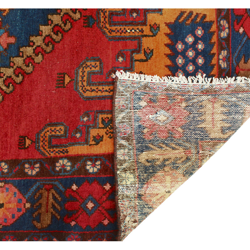 Khylar Distressed Irvin Red Runner