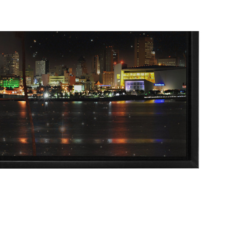 «Miami at Night», reproduction sur toile, H 27 po x l 75 po x P 4,25 po, Cadre flottant noir