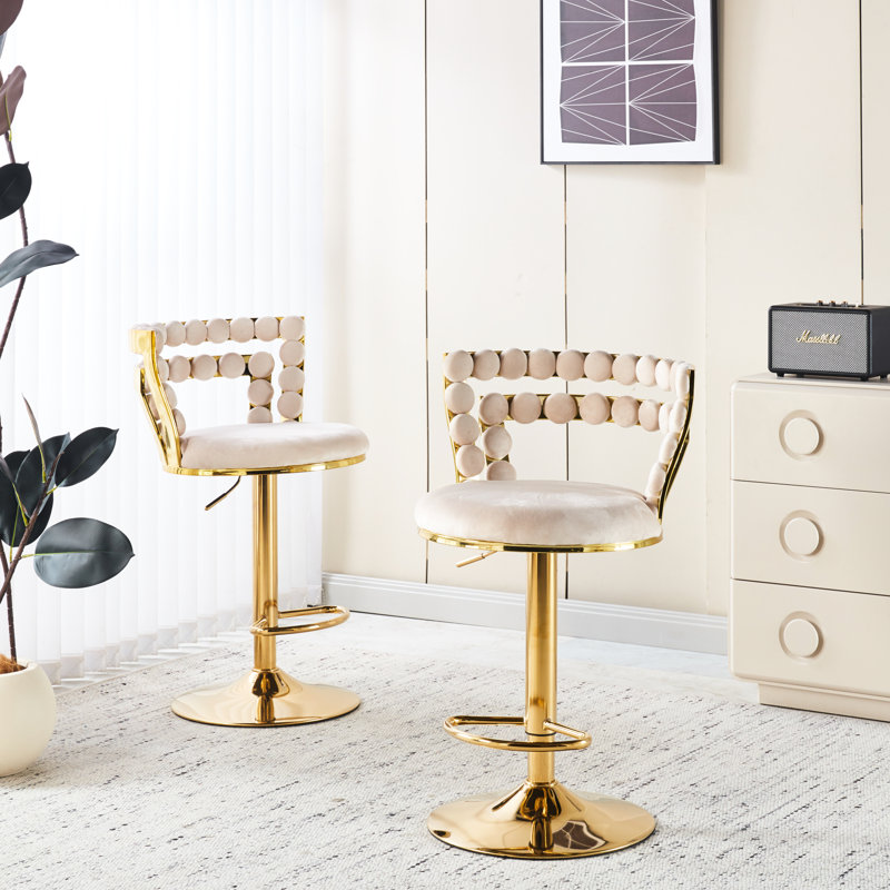Tabouret de bar blanc avec 2 pieds en fer doré et coussins moelleux pour le salon