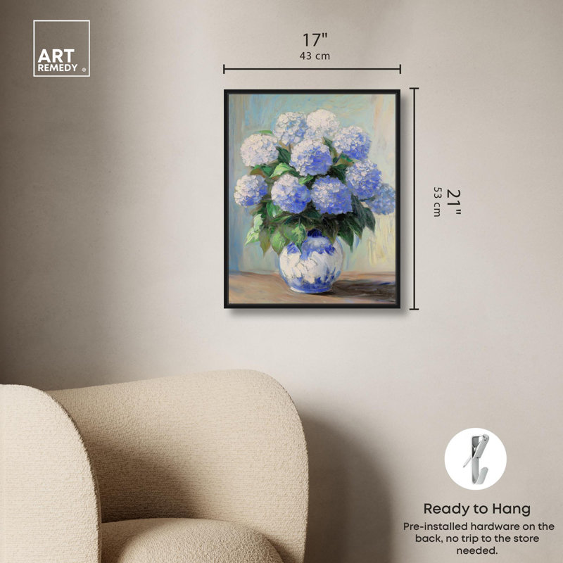 «Snowy Azure Petals Canvas Elegant Florals» par , H 21 po x l 17 po, Cadre flottant noir