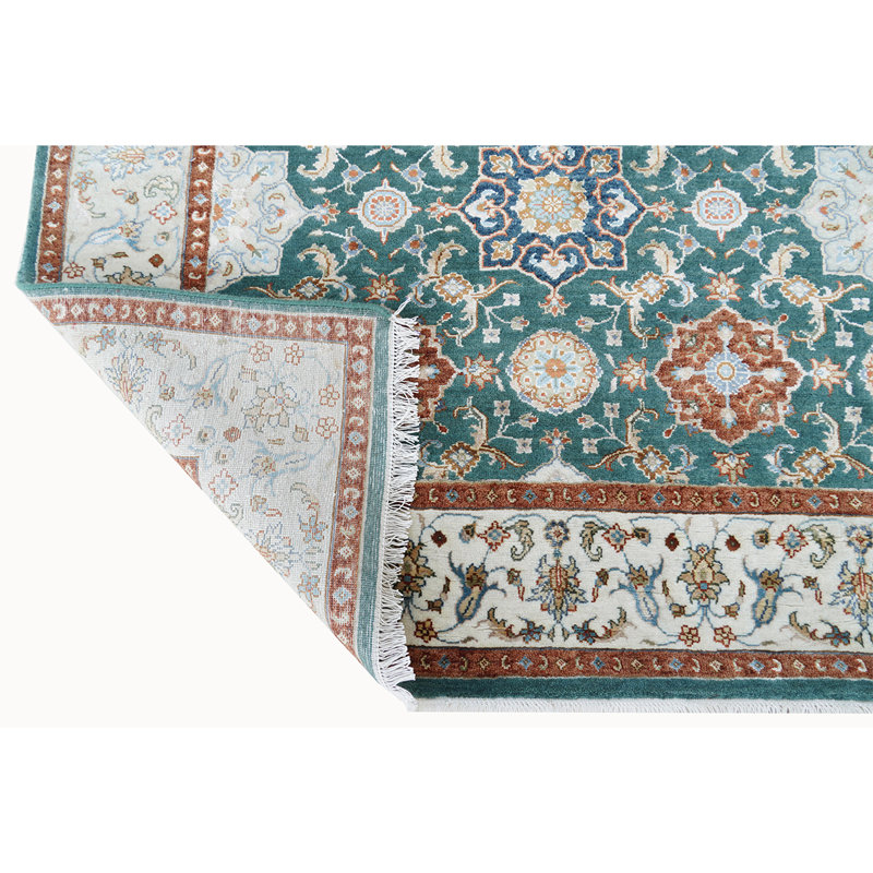 Oriental Area Rug, Rectangle 4' x 6'