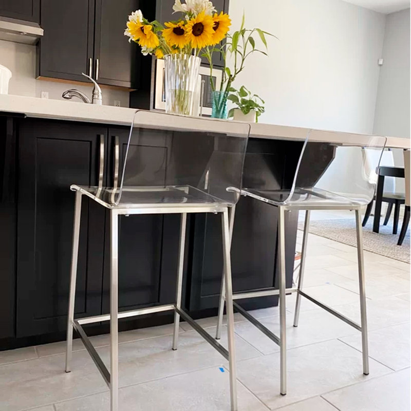 Tabouret en acrylique transparent Ved avec base polie, Transparent / argent