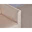 Canapé de salon beige capitonné en tissu argenté à motif de rivets tournés-1708481486