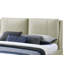 Lit très grand entièrement rembourré avec une grande tête de lit et un tissu en polyester durable, parfait pour les chambres modernes.-645119001