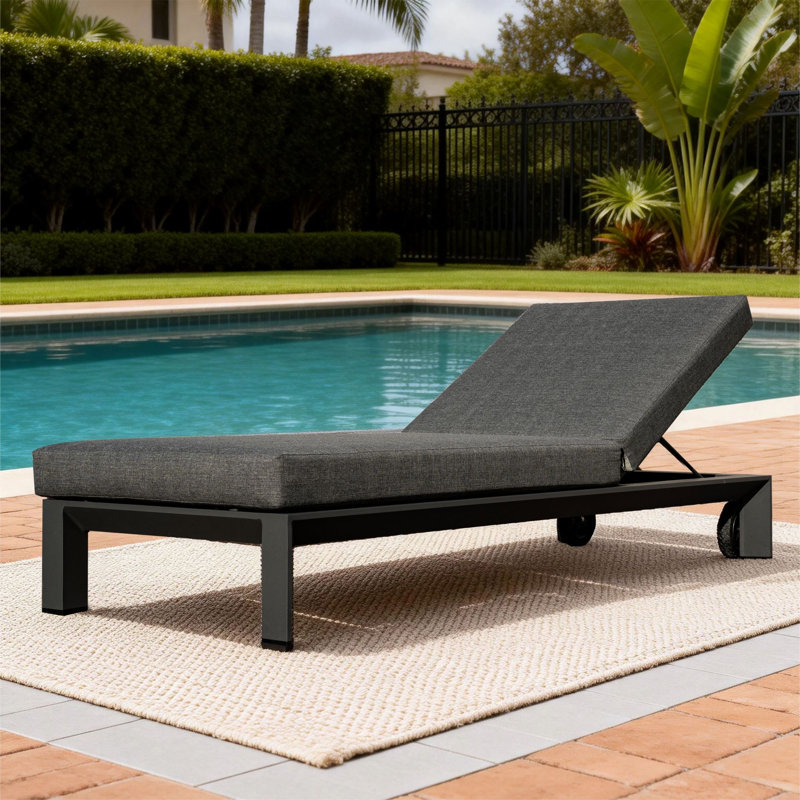Sun Lounger