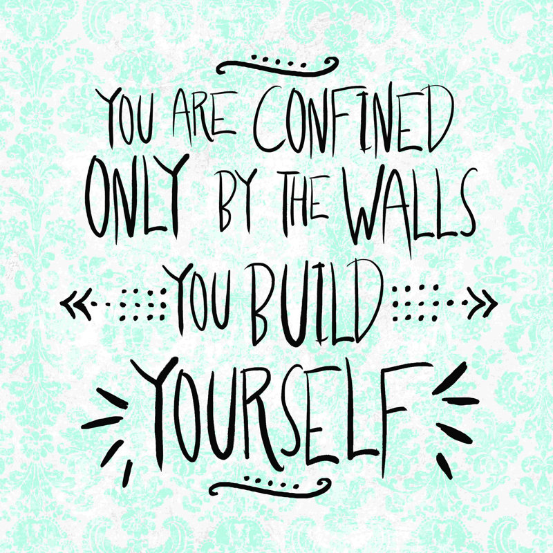 «Confined By Walls by Walls», art textuel sur toile tendue, H 30 po x l 30 po