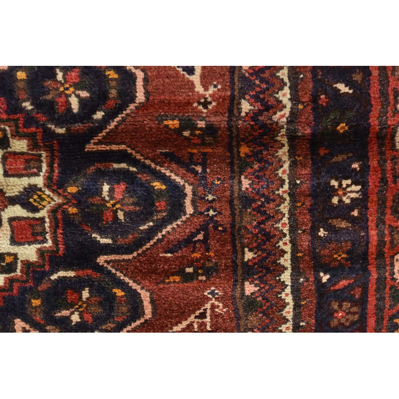 Tapis rouge unique 4 pi 5 po x 6 pi 9 po One-of-a-Kind