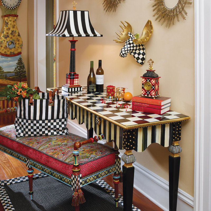 Courtly Check® Small Moose