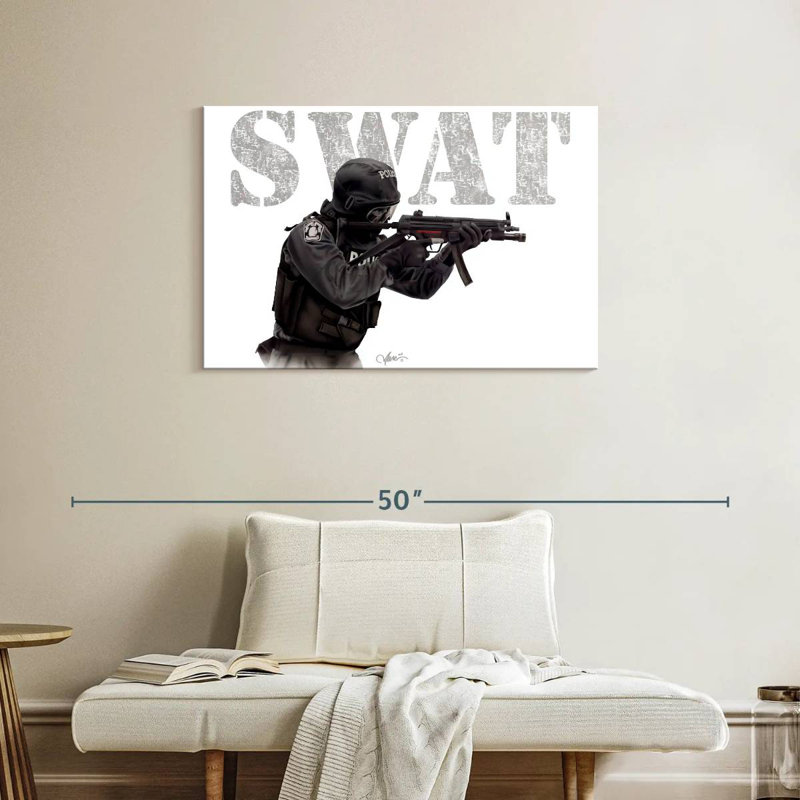 Fighting SWAT, H 24 po x l 36 po