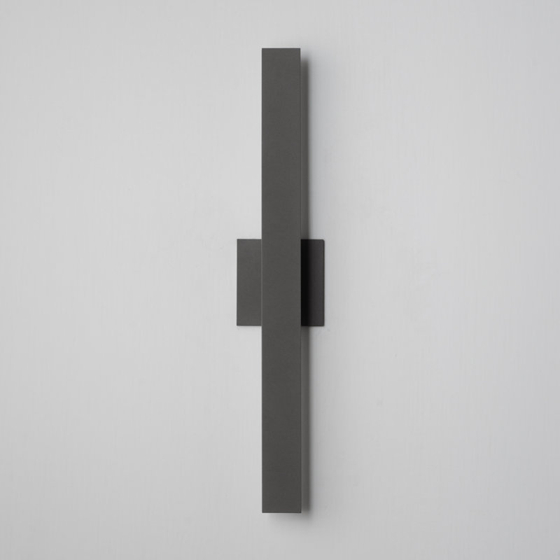 Chesnet-Outdoor Wall Mount, 24" H x 4.5" W x 2.75" D, Architectural Bronze