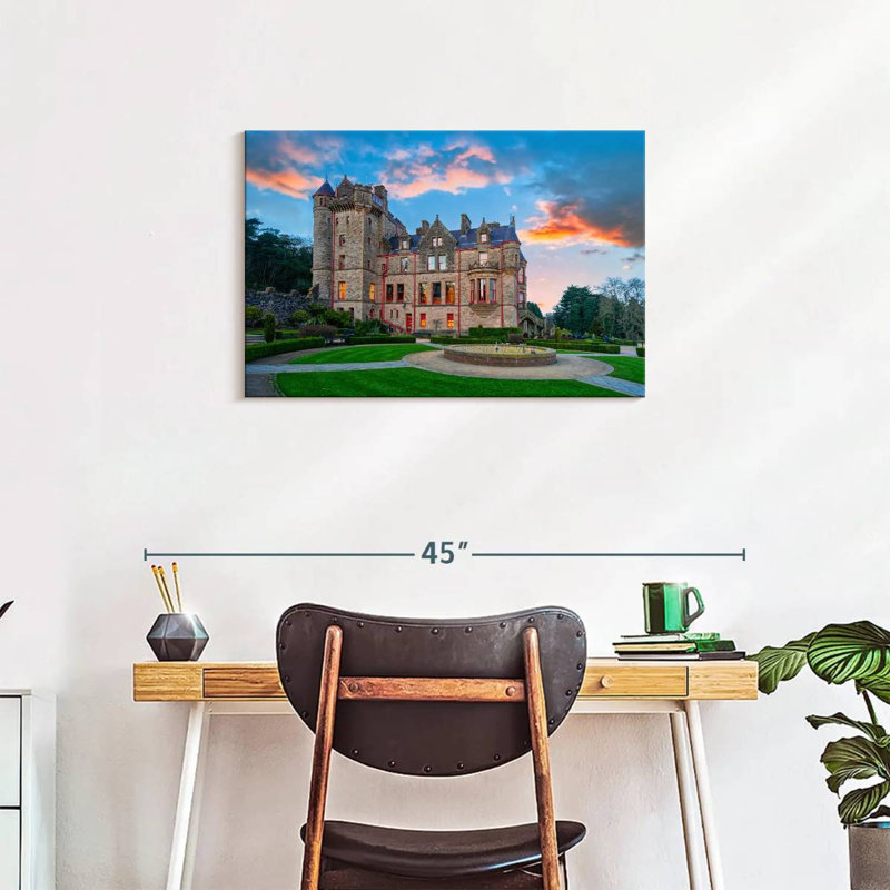 Château de Belfast en Irlande, H 20 po x l 30 po