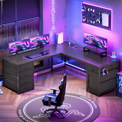 Bureau en L 63 po avec bureau à 5 tiroirs et prise de courant