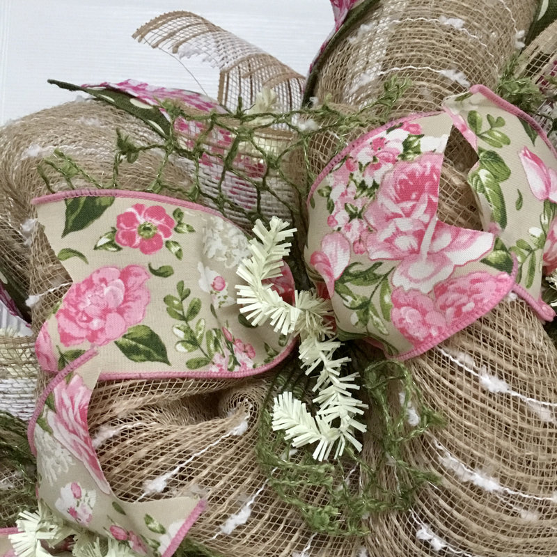 Burlap Easter Wreath with Bunnies