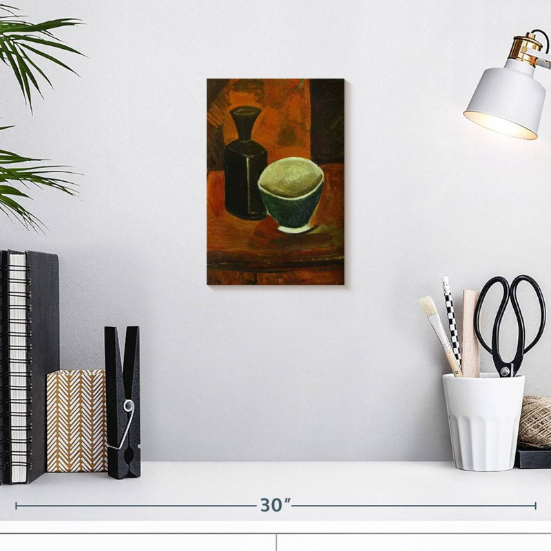 Pan vert et bouteille noire, H 12 po x l 8 po