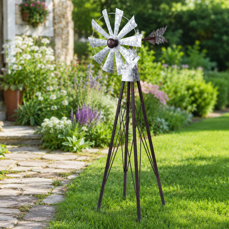 Décoration de jardin rustique en métal