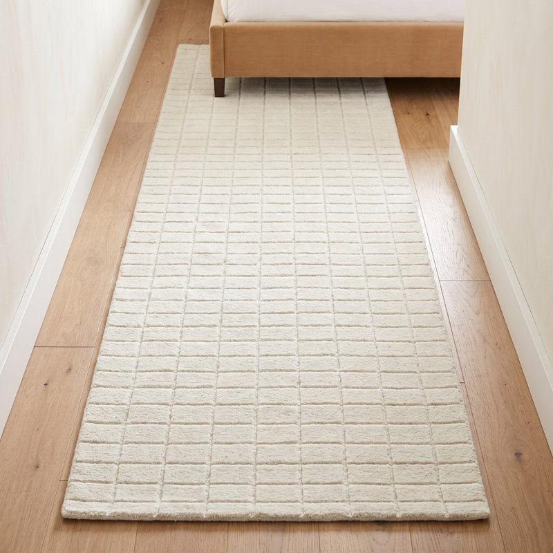 Vivora Ruth Area Rug, Runner 2'6" x 8'