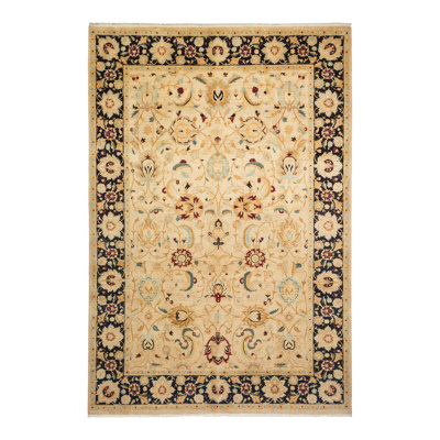 Tapis beige en laine noué à la main de conception unique nouvel âge 6 pi 2 po x 9 pi Keenan